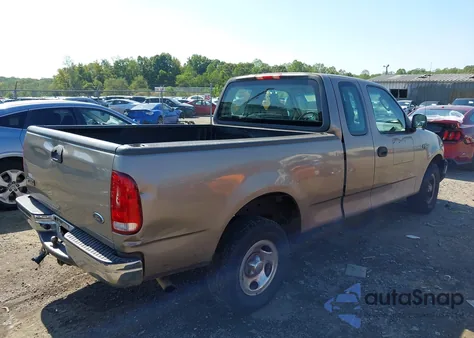 2002 Ford F-150 Xl/Xlt z USA, uszkodzony, nr VIN 1FTRX17262NB85421